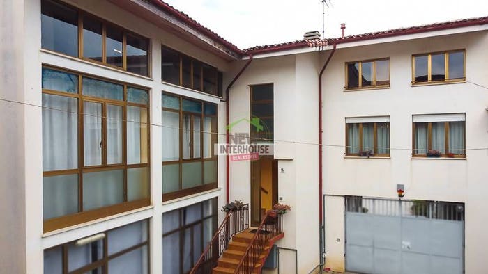 Appartamento con 6 locali in vendita in Via Paiani, Fanna