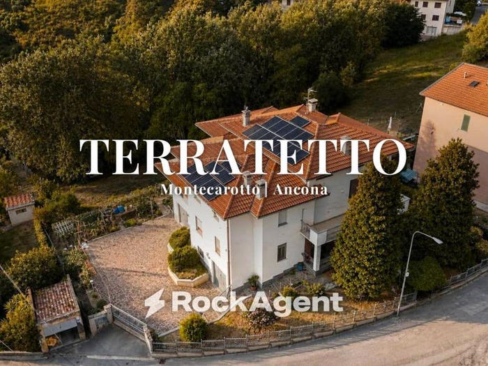 Casa con 6 locali in vendita in Sobborgo San Nicolò, Montecarotto
