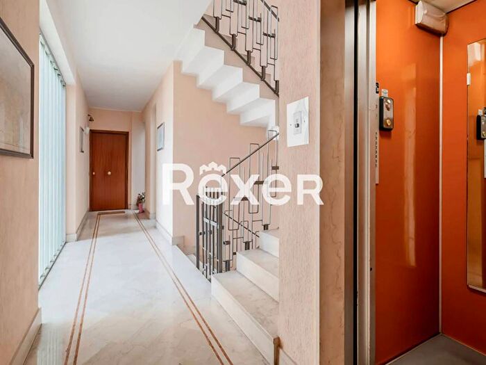 Appartamento con 6 locali in vendita in Via Riccardo Forster, Fonte Meravigliosa, Roma