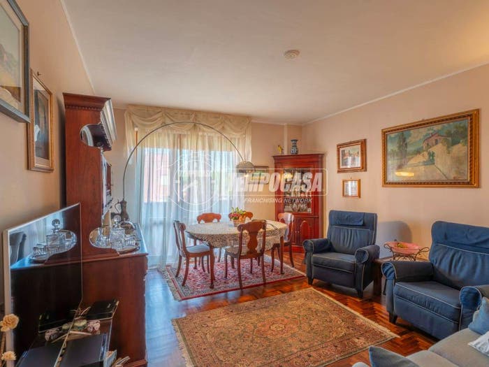 Appartamento quadrilocale in vendita in Via Oreste Lizzadri, Centro, Piombino