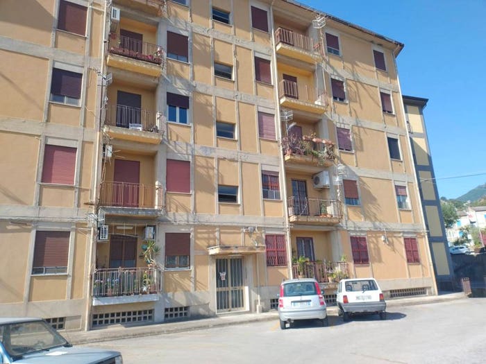 Appartamento trilocale in vendita in Strada B, San Giovannello, Messina