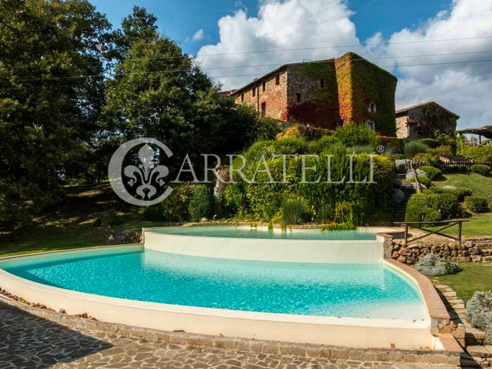 Casa con 6 locali in vendita in Strada Provinciale, Chiusdino