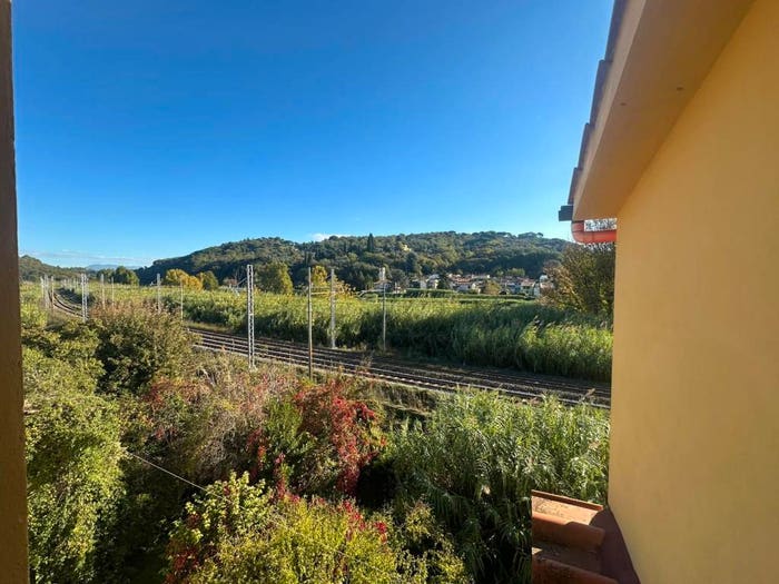 Appartamento bilocale in vendita in Via Erta, Carmignano