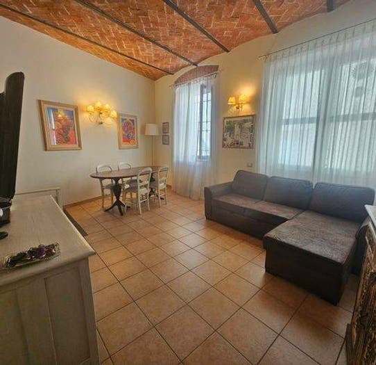 Appartamento con 5 locali in vendita in Via Fratelli Masini, Centro, Montale