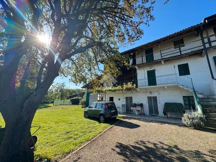 Casa trilocale in vendita in VIA GIUSEPPE VERDI, Vaprio d'Agogna