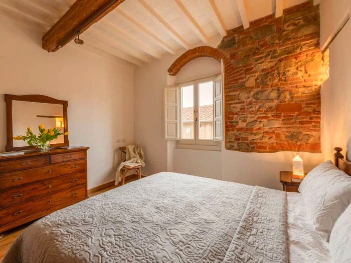 Appartamento trilocale in vendita in Via Del Porcellana, Borgo Ognissanti Il Prato, Firenze