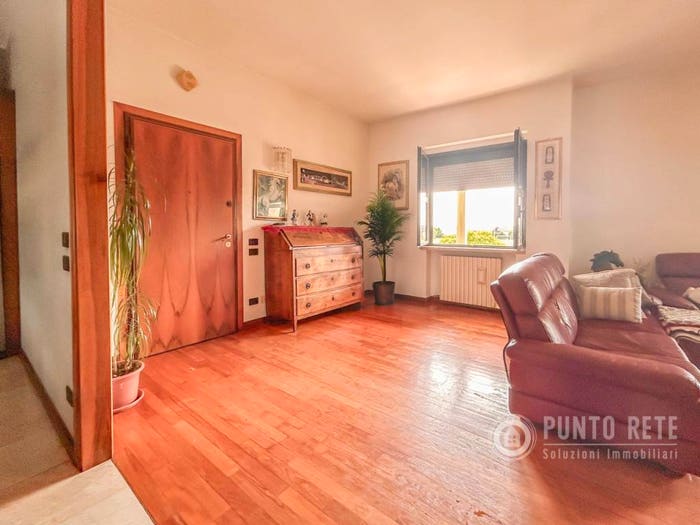 Appartamento con 5 locali in vendita in Via Enrico Bernardi, Settimo Balconi, Pescantina