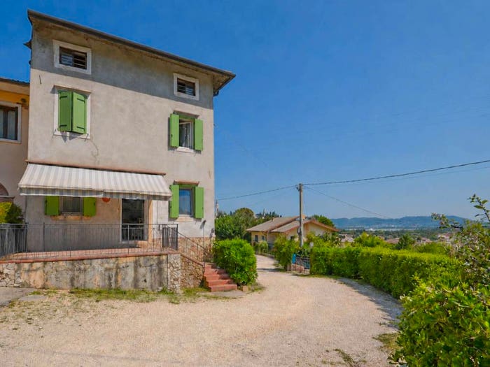 Casa con 5 locali in vendita in Via Montello, Montorso Vicentino