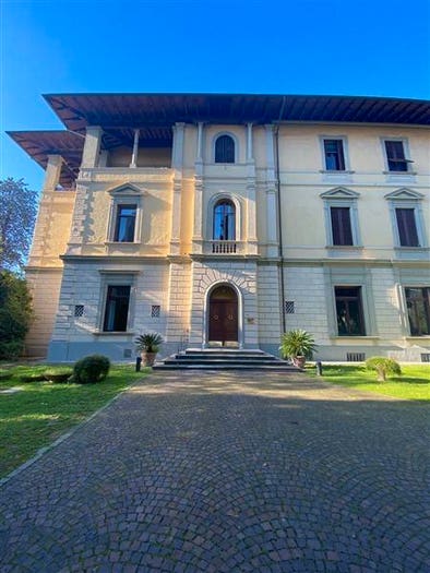 Appartamento con 6 locali in vendita in Via Bolognese, Bolognese, Firenze