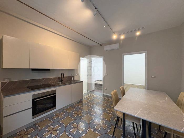 Appartamento trilocale in vendita in Via ghilini, Centro, Loano