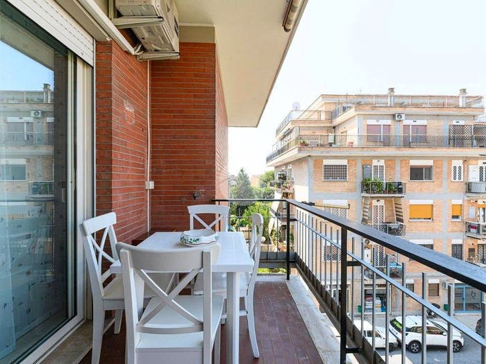 Appartamento trilocale in vendita in Largo dei Della Bitta, Casetta Mattei Corviale, Roma