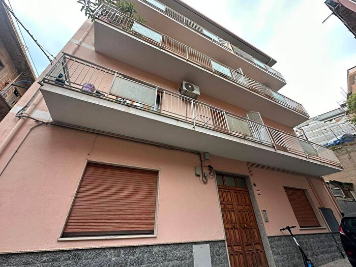 Appartamento trilocale in vendita in Ciccarello SNC, Reggio Calabria