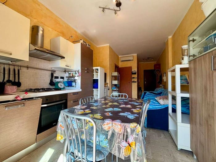 Appartamento bilocale in vendita in Via Eroi Cerialesi, Centro, Ceriale
