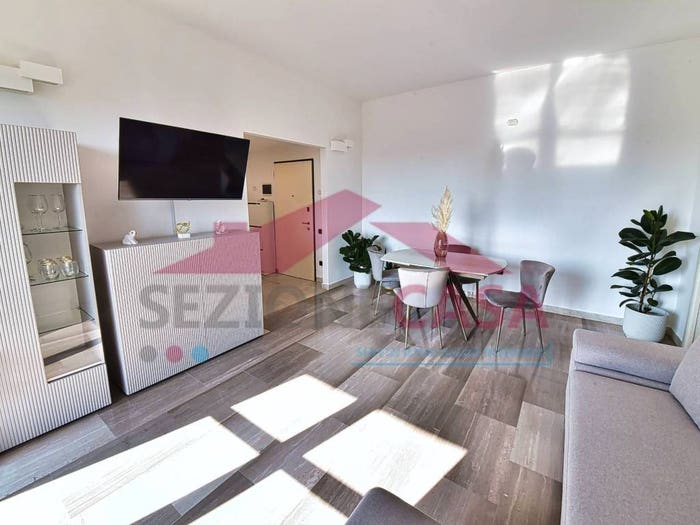 Appartamento trilocale in vendita in Via delle Groane, Centro, Garbagnate Milanese