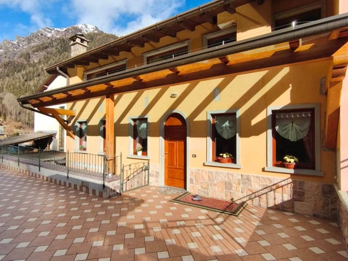 Appartamento quadrilocale in vendita in Vilminore di Scalve