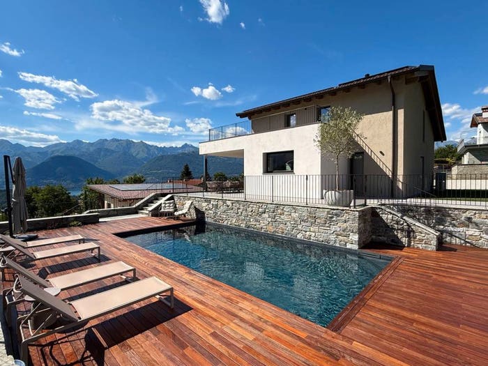 Casa con 5 locali in vendita in Via Pra' la Vaca, Colico Piano, Colico