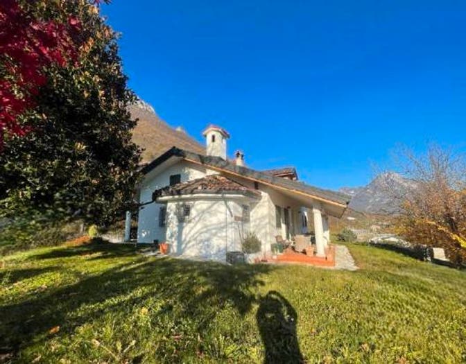 Casa con 6 locali in vendita in Via Safforze, Belluno