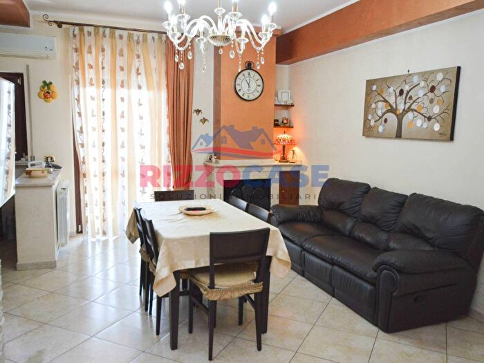 Appartamento trilocale in vendita in Via Aquitania, Rossano Stazione, CoriglianoRossano