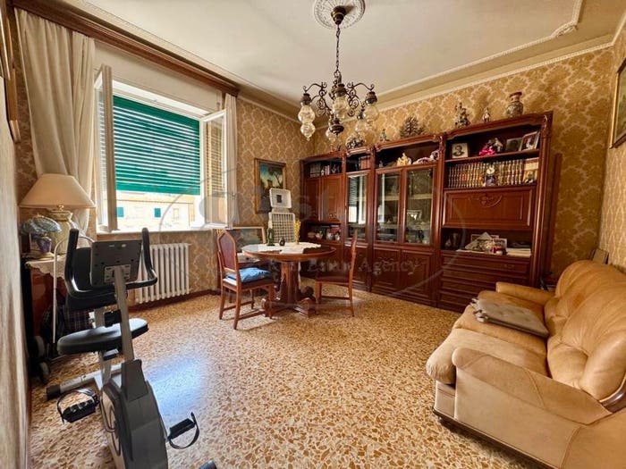 Appartamento quadrilocale in vendita in Attias Marconi, Livorno