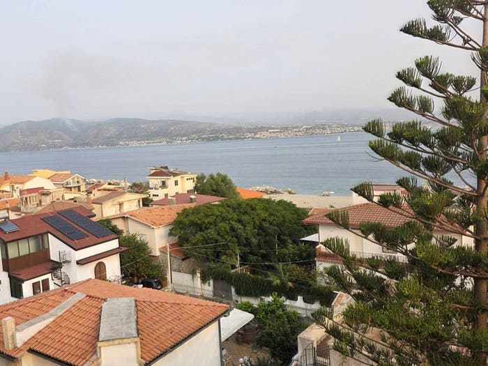 Casa trilocale in vendita in Via Consolare Pompea, Sant'Agata, Messina