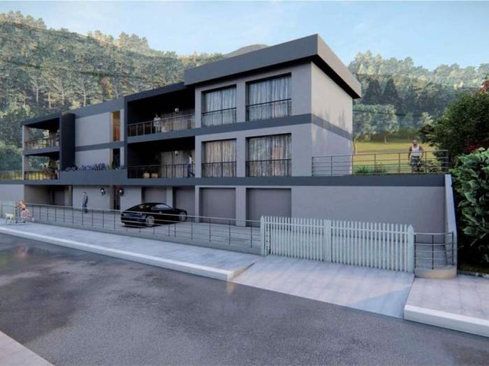 Appartamento quadrilocale in vendita in via camelie, Centro, Lavena Ponte Tresa