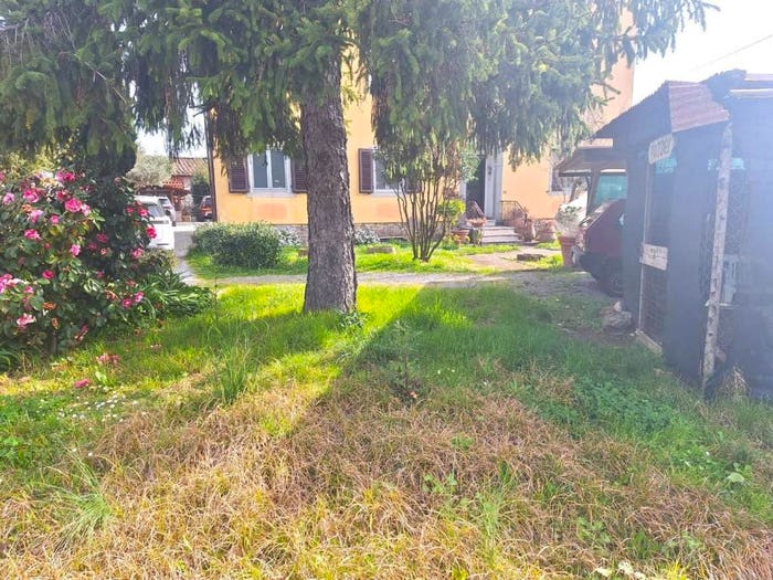 Appartamento con 6 locali in vendita in Colle di Compito Castelvecchio, Capannori