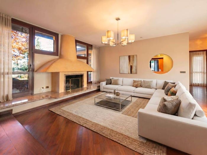 Casa con 6 locali in vendita in Via Carlo Cattaneo, Villa Raverio, Besana in Brianza