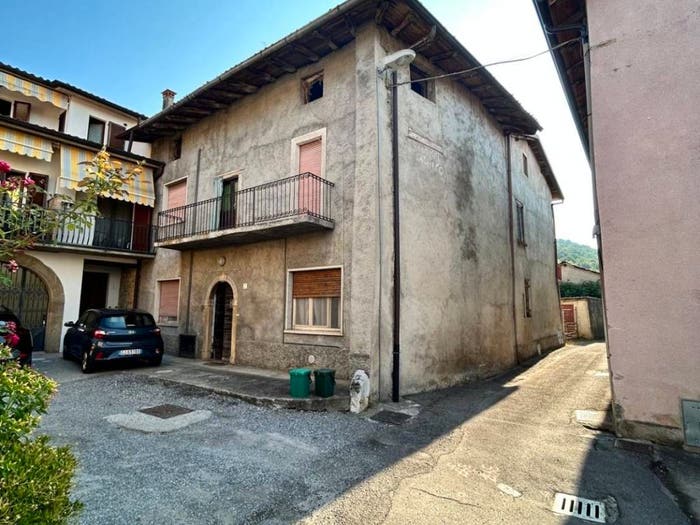 Casa con 6 locali in vendita in Casco, Cenate Sopra