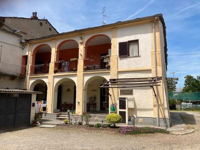 Appartamento quadrilocale in vendita in Via Plochiù, Centro, Cavour