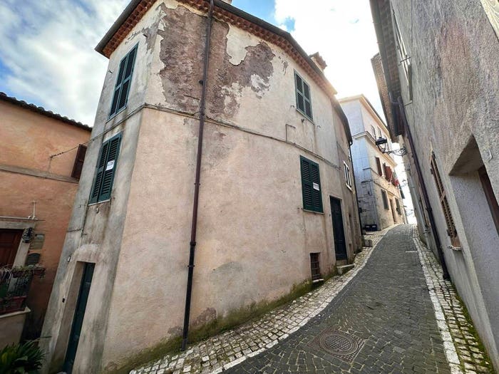 Casa quadrilocale in vendita in Via del Municipio, Centro, Rocca Massima