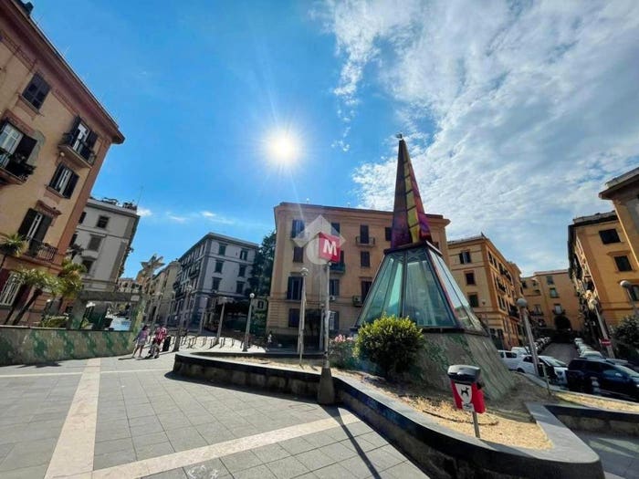 Appartamento bilocale in vendita in Via Matteo Renato Imbriani, Stella Materdei, Napoli