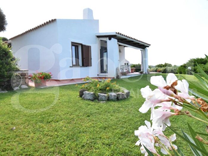 Casa con 6 locali in vendita in Villa La Malchisana Eleganza con Vista sul Mare, Ruoni, Santa Teresa Gallura