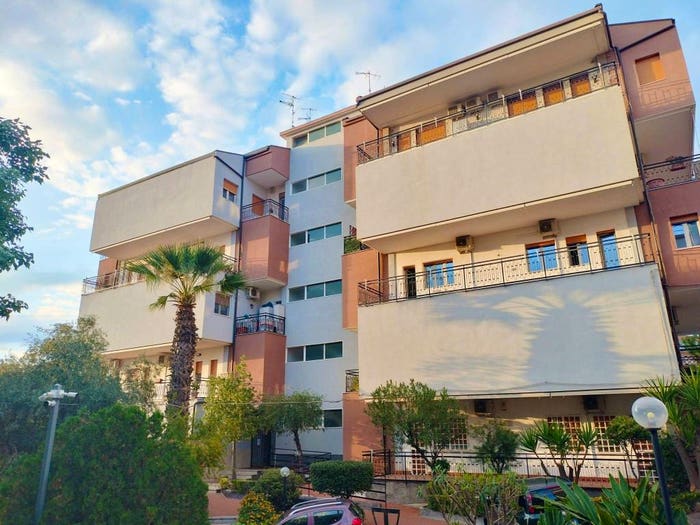 Appartamento con 5 locali in vendita in Via dell'Autonomia, Centro, Gravina di Catania