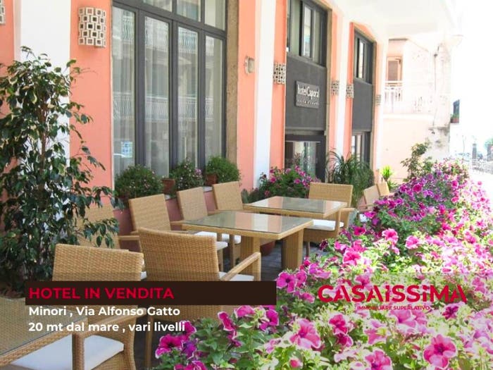 Casa con 6 locali in vendita in Via Alfonso Gatto, Minori