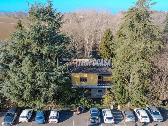 Casa con 5 locali in vendita in Via Cialdini, Centro, Castelvetro di Modena
