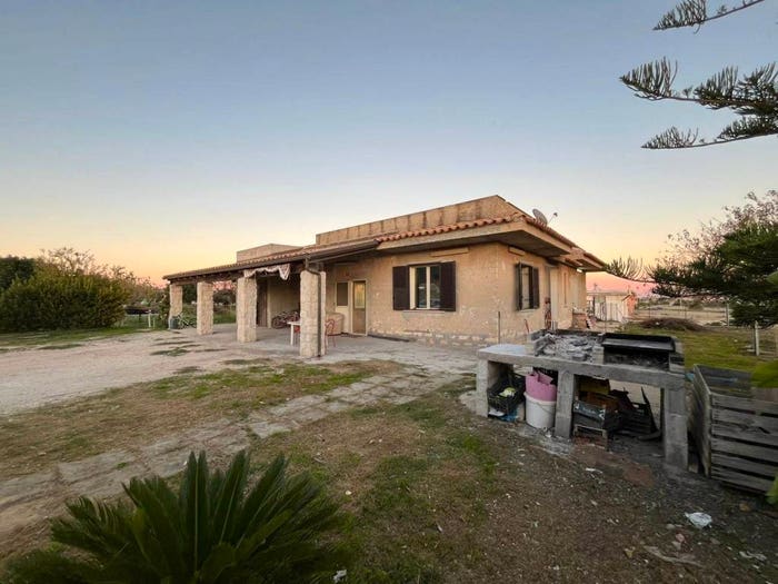 Casa con 6 locali in vendita in Via degli Ulivi, Pachino