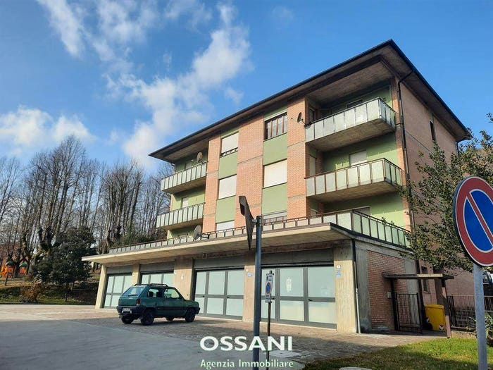 Appartamento con 5 locali in vendita in VIA MANZONI, Tredozio