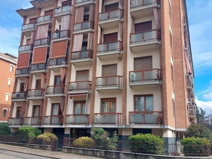Appartamento con 5 locali in vendita in via conte verde, Ospedale, Asti