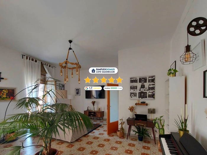 Appartamento con 6 locali in vendita in Via S Mandato, Piazza Canneto Salvator Rosa, Napoli