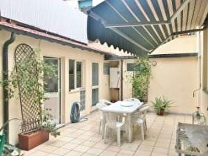 Appartamento con 7 locali in vendita in Viareggio