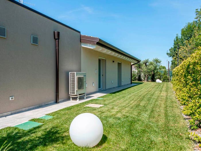 Casa quadrilocale in vendita in Strada Pozzolengo, Ponti sul Mincio