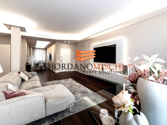 Appartamento quadrilocale in vendita in Via Monte Bianco, Triante, Monza