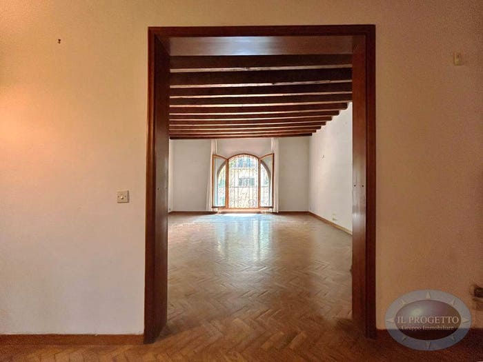 Appartamento con 5 locali in vendita in Via del Pallone, Campo di Marte, Firenze