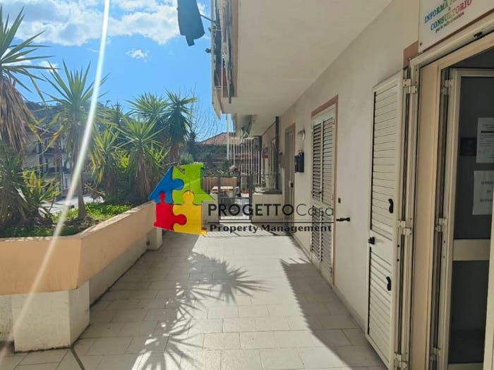 Appartamento con 5 locali in vendita in Via Umberto I, Gaggi