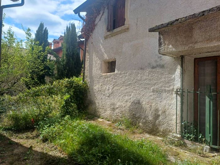 Casa con 6 locali in vendita in Vicolo Pissarole, Lazise