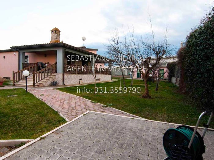 Casa con 6 locali in vendita in Corso del Mezzogiorno, Salice Nuovo, Foggia
