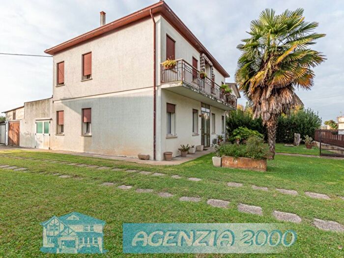 Casa con 5 locali in vendita in Arzercavalli, Terrassa Padovana