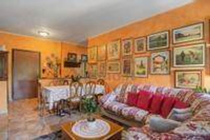 Appartamento con 6 locali in vendita in Via Ceretti, Laveno, LavenoMombello