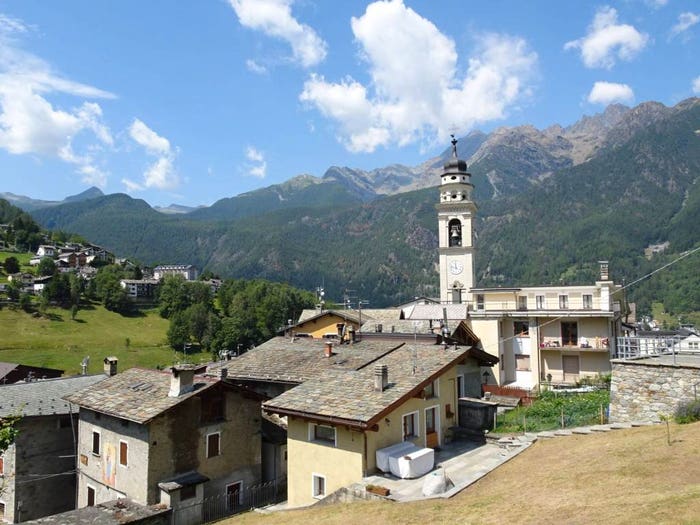 Appartamento trilocale in vendita in Via Centro, Centro, Caspoggio