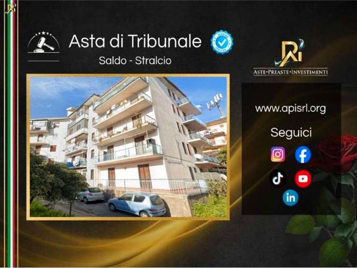 Appartamento quadrilocale in vendita in Via madonna della via, Centro, Gravina di Catania